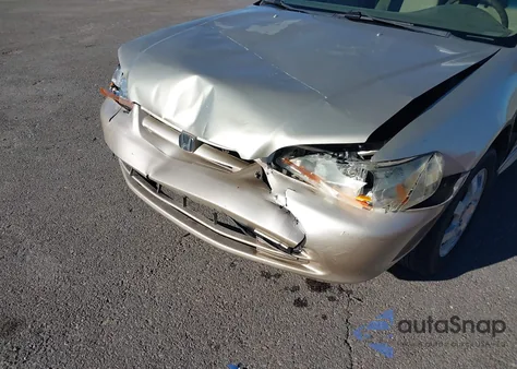 2001 Honda Accord 2.3 Ex из США, поврежденный, VIN JHMCG56691C030145